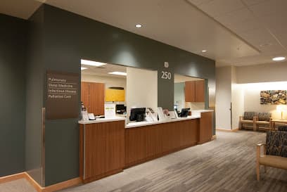 Legacy Medical Group-Gastroenterology at Mount Hood listing photo 1